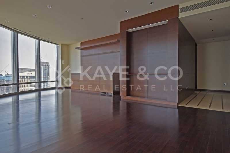 4 Panoramic DIFC View  with Large Master Bedroom