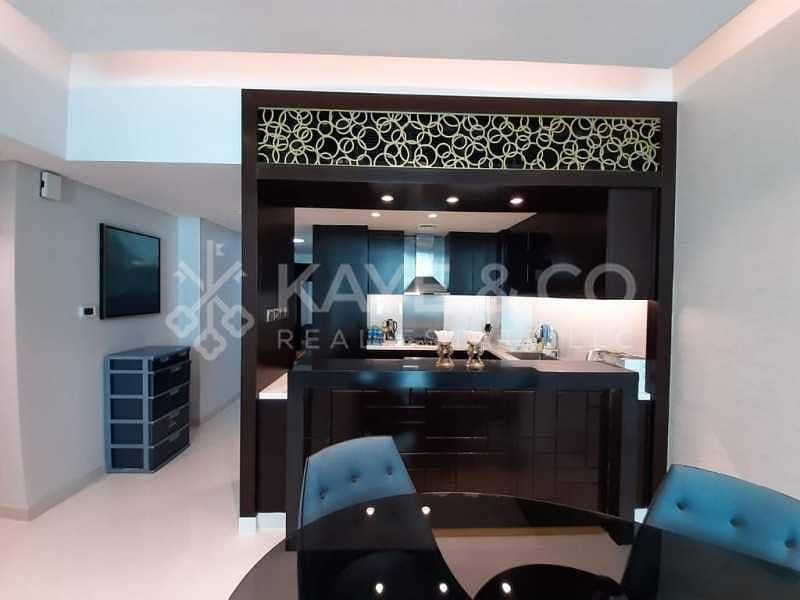 7 Fully Furnished | Spacious Balcony | 3 Bedrooms