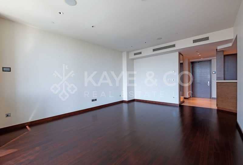 Spacious 1 Bed | Opera and Sea View | Mid Floor