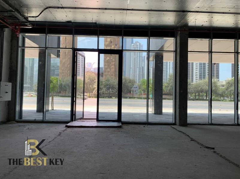 8 Huge Retail For Rent On Boulevard Downtown
