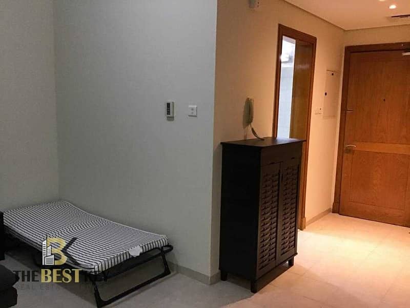 5 Spacious Studio/Well maintained/Near Metro Station