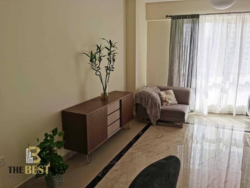 3 Amazing 2 Bedroom Apartment / Lake View Fully / Furnished