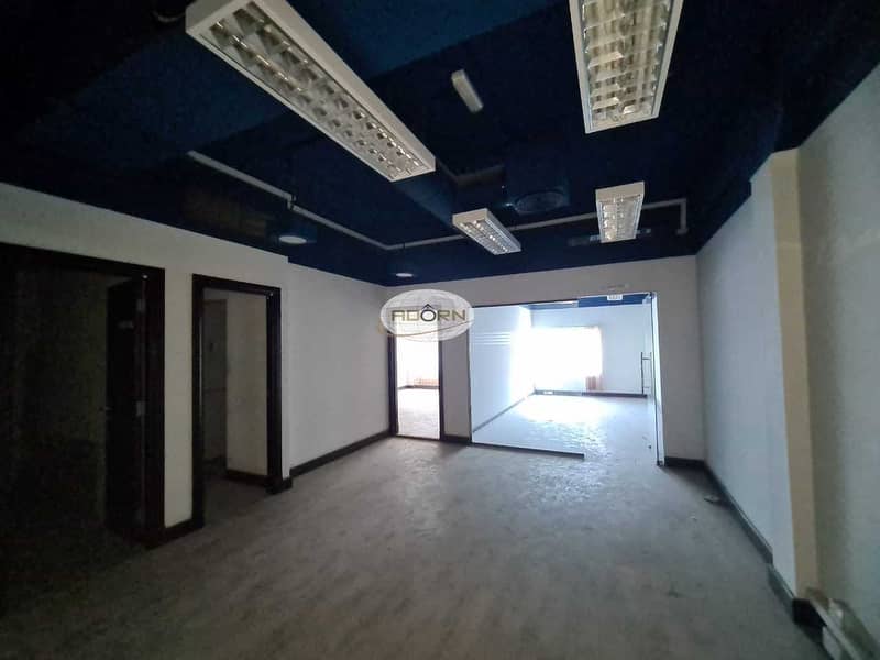 8 5300 square feet warehouse with office for rent in Al Quoz 3
