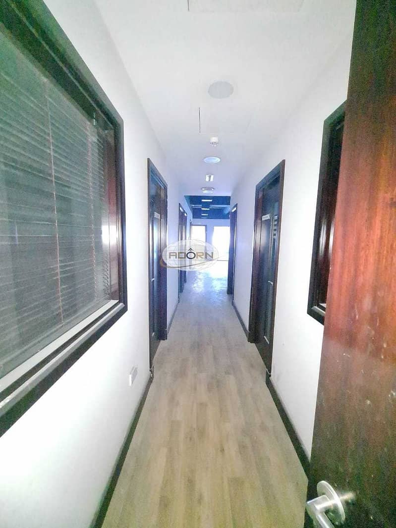 9 5300 square feet warehouse with office for rent in Al Quoz 3