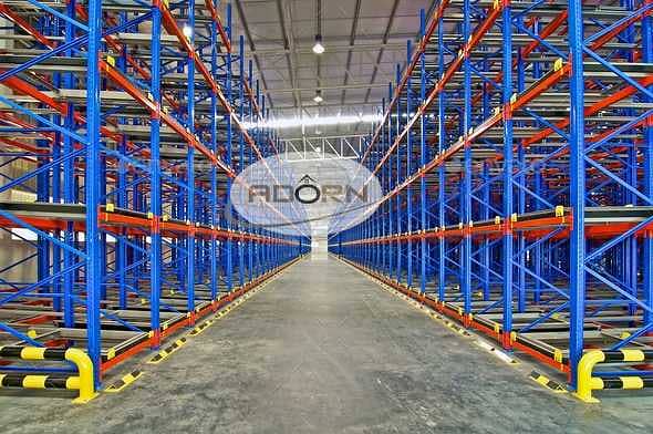 10000 square feet excellent warehouse for rent with racking system
