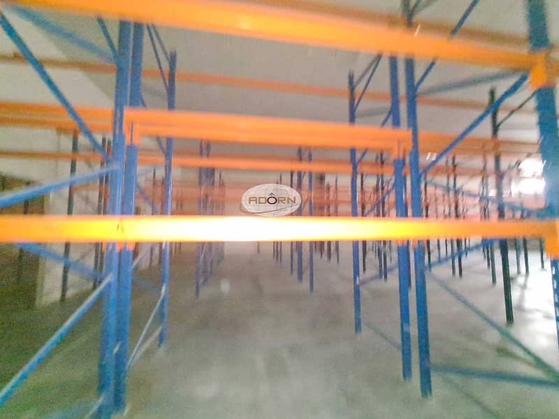 5 10000 square feet excellent warehouse for rent with racking system