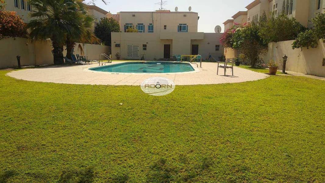 14 Beautiful 3 bedroom villa in Umm Suqeim2