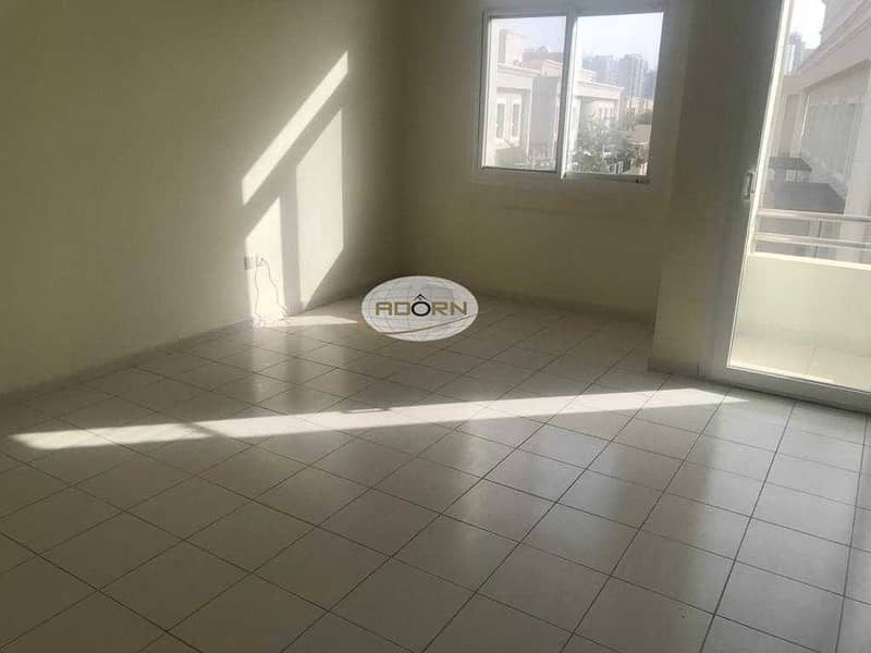 13 Nice 3 bedroom plus maid compound villa with pool and gym in Al Barsha 1