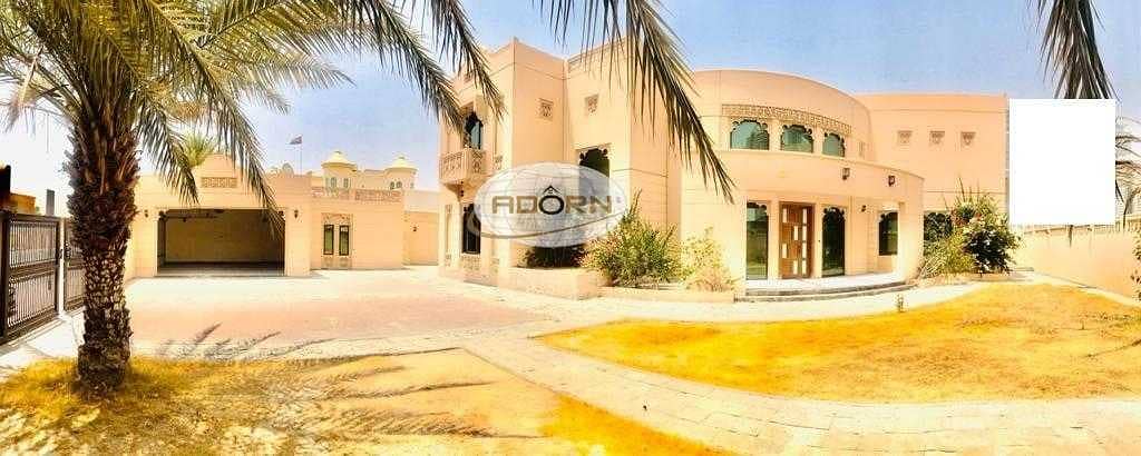 Spacious and Bright luxury 6 bedroom independent villa  for rent in Jumerah