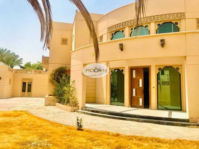 4 Spacious and Bright luxury 6 bedroom independent villa  for rent in Jumerah