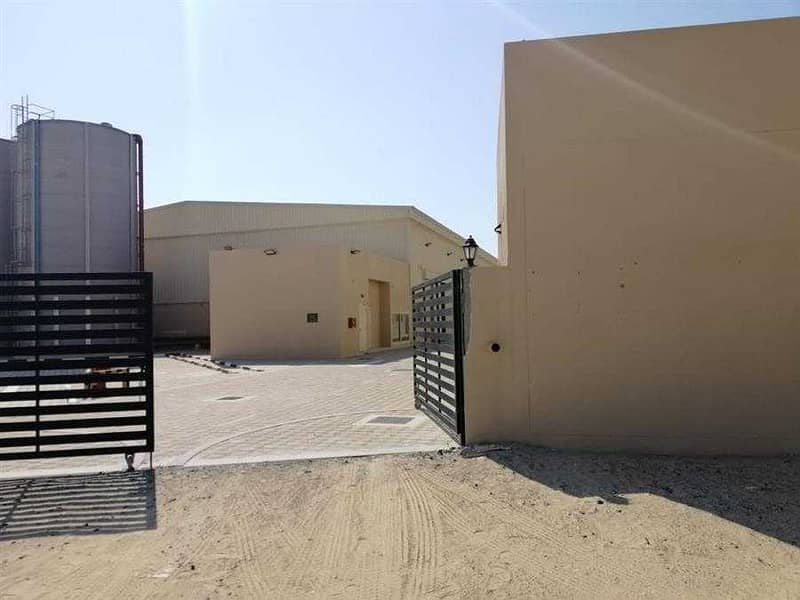 4 100000 square feet land 72000 square feet brand new warehouse for sale in Dubai Techno Park