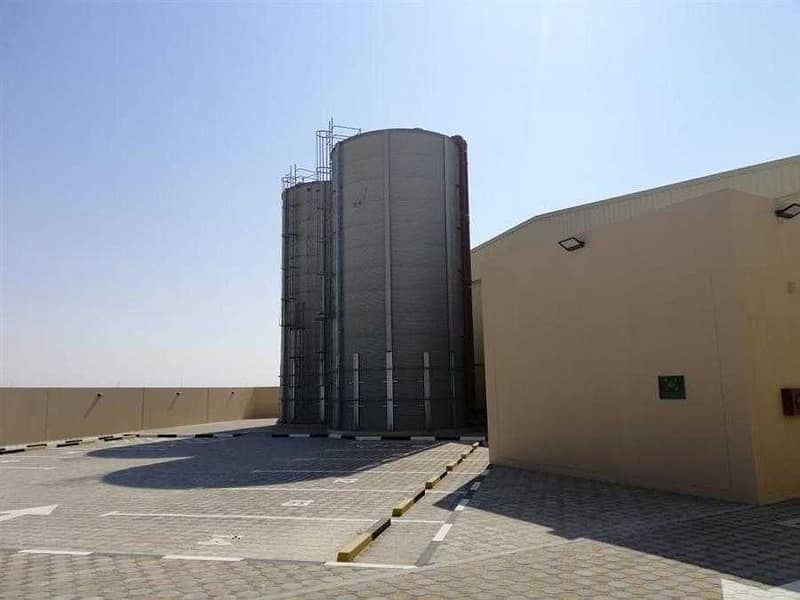 5 100000 square feet land 72000 square feet brand new warehouse for sale in Dubai Techno Park