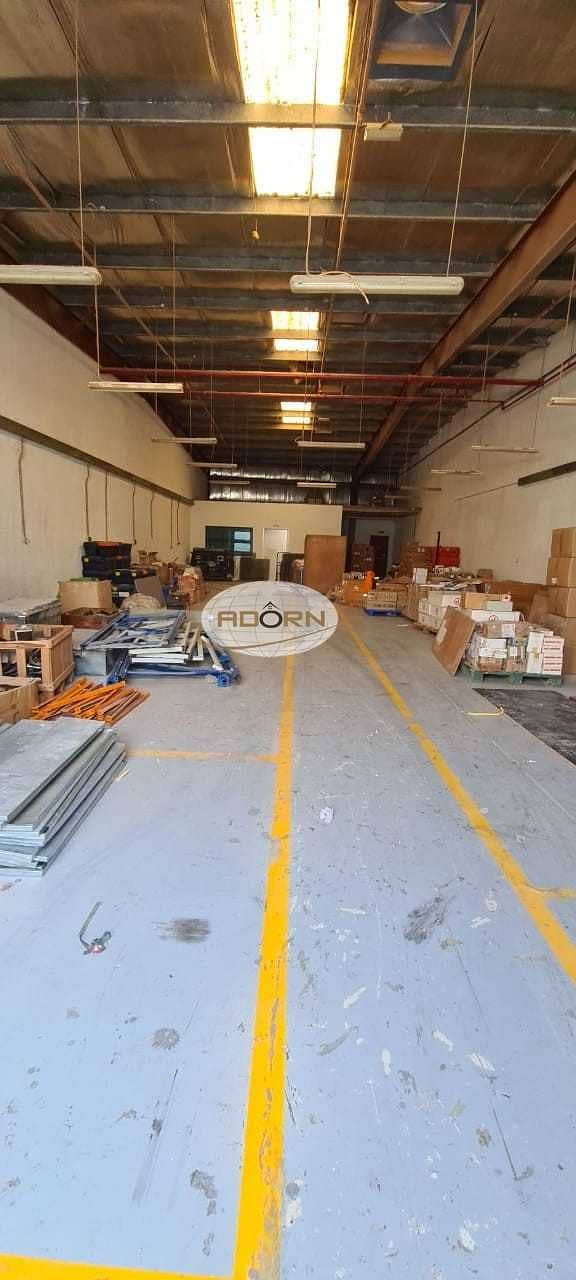 2 3000 square feet excellent warehouse for rent in close sheikh zayed road Al Quoz 1