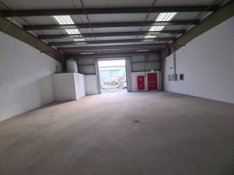 8 2000 square feet brand new warehouse for rent suitable for Garage  on First Al Khail. road
