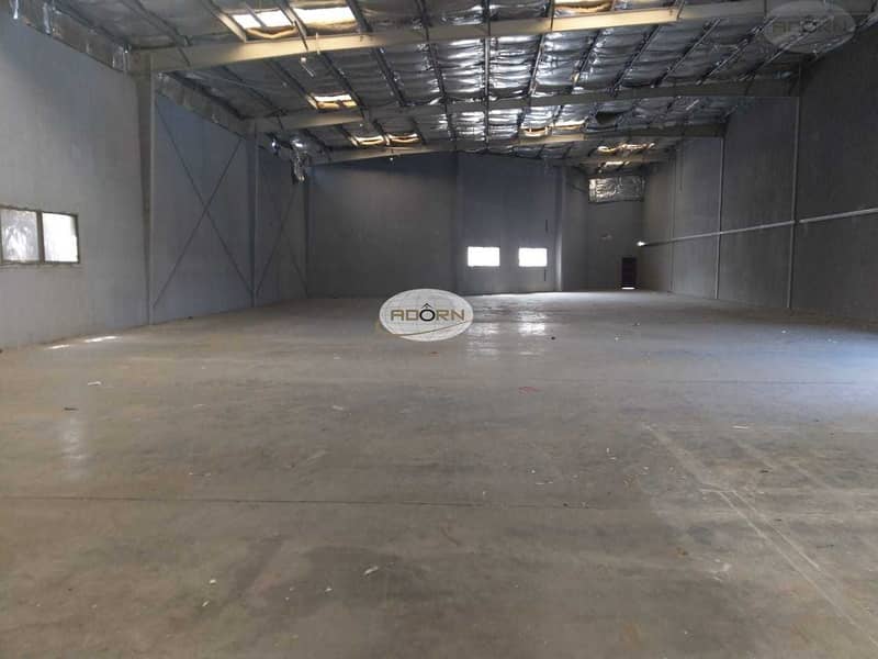 8000 square feet warehouse 80 KW power 8 meter height for rent in Qusais 3