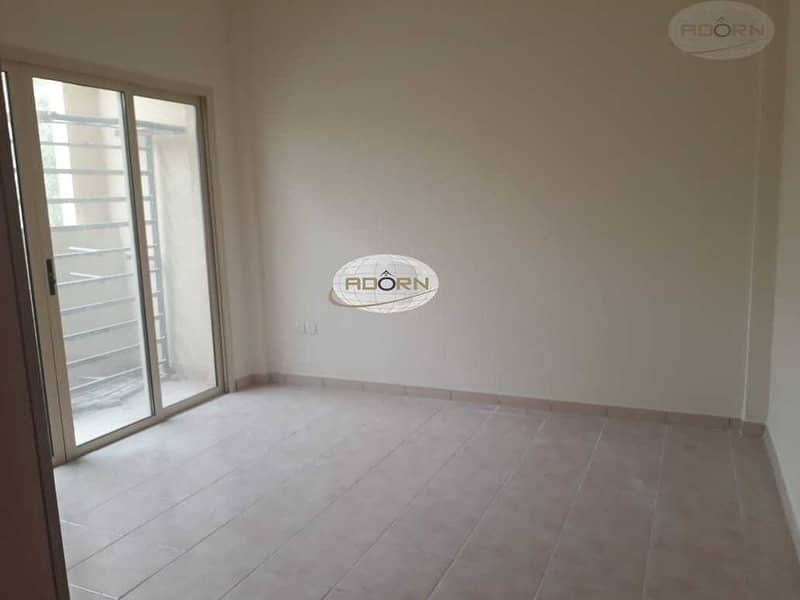Full Residential building 12 units of apts for sale Full Residential building 12 units of apts for sale