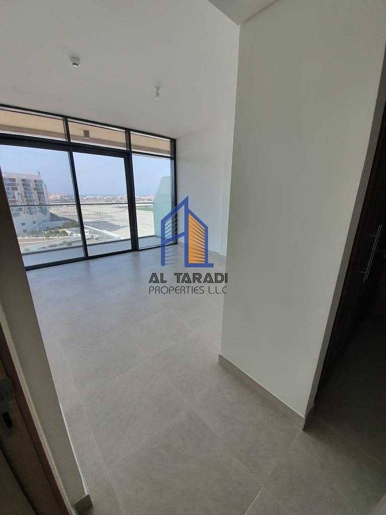 Modern & Elegant +Balcony /1bhk in Soho Square Modern & Elegant +Balcony /1bhk in Soho Square