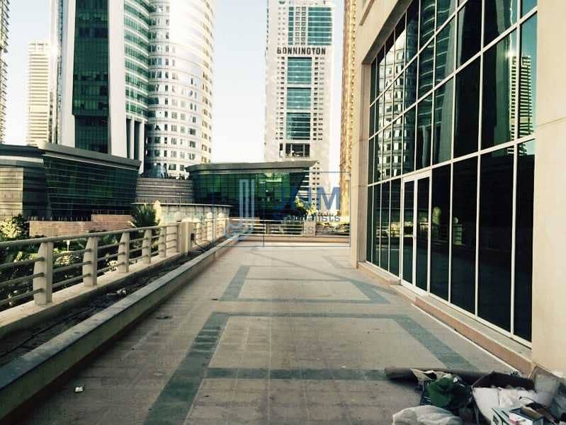 Fitted Retail with Terrace | close to metro ! Fitted Retail with Terrace | close to metro !