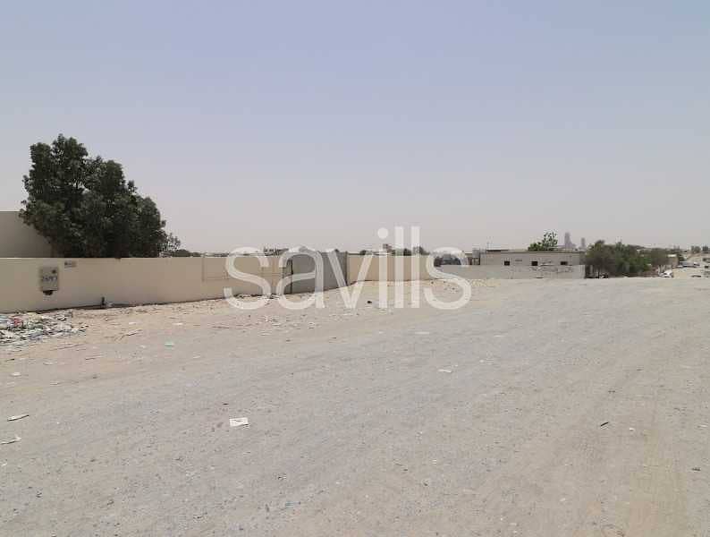 3 Commercial corner yard | Close to main road