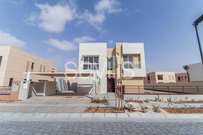 Al Narjis corner landscaped 5 bed villa