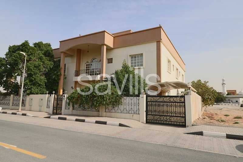 Deluxe 4BR Villa next to French Int'l School | Halwan