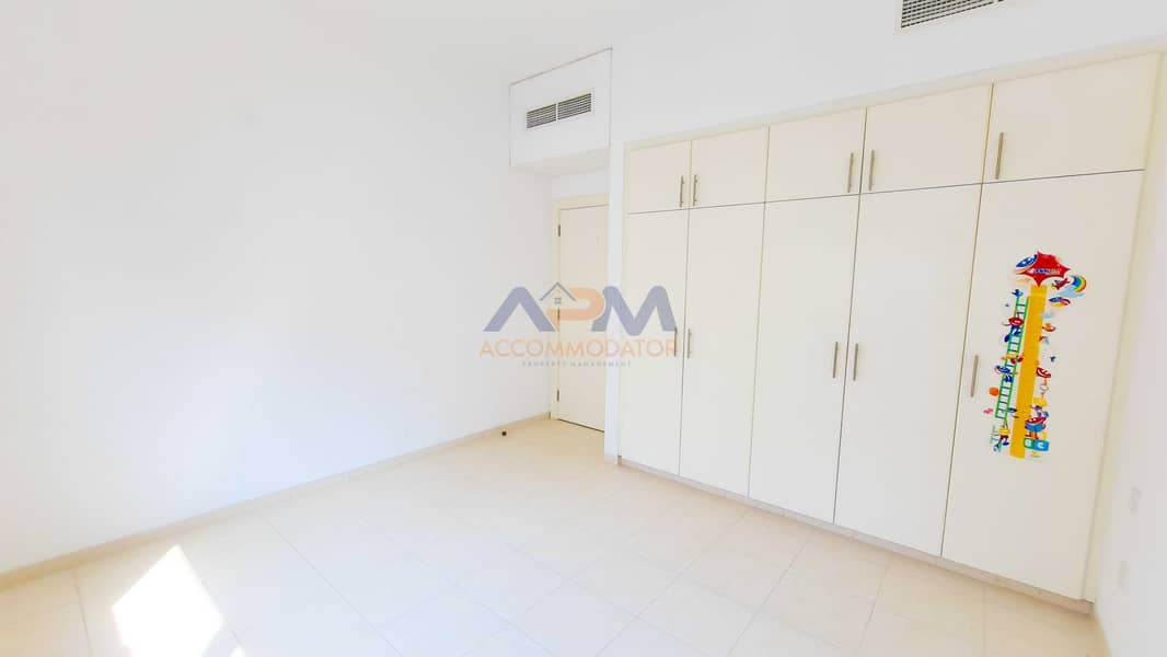 4 Sizable ! 2 Bed Apartment + Laundry Room + Pool + Gym.
