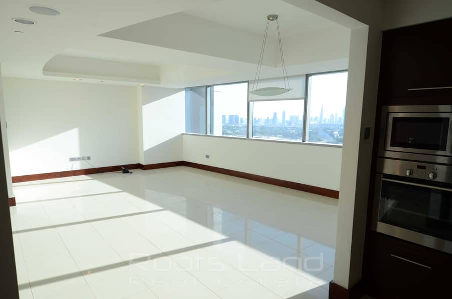 Prestigious Duplex Unit with SZR View Prestigious Duplex Unit with SZR View