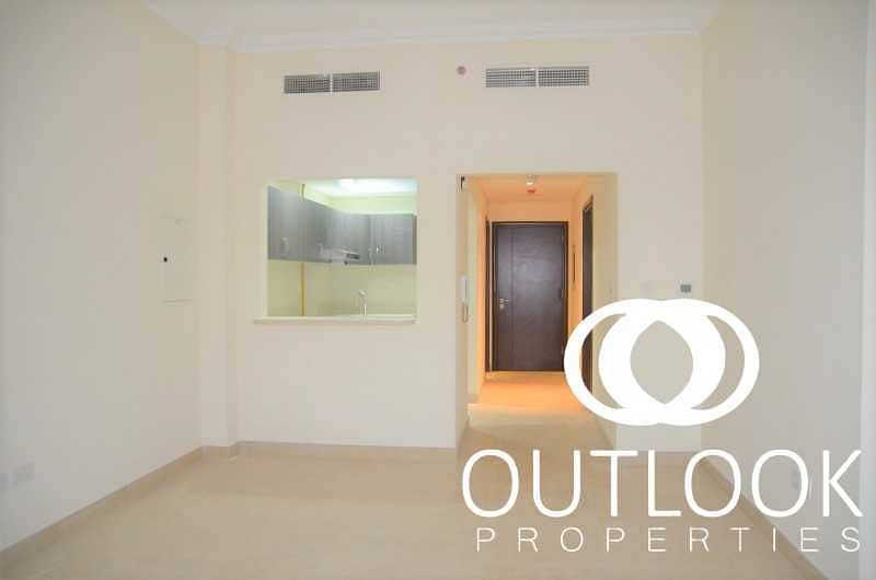 3 1BR Unfurnished | Ready | Stunning View| Near Park