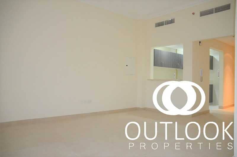 9 1BR Unfurnished | Ready | Stunning View| Near Park
