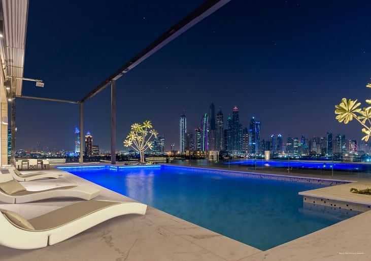 Boutique Luxury Penthouse | Private Pool & Beach