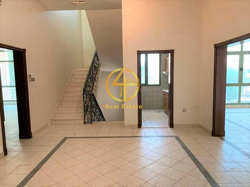 19 Villa with private entrance|8 beedrooms|driver's room|prime location