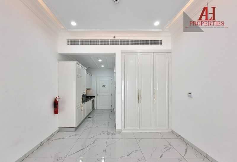 11 Premium Luxury|White Good Included|Marble Flooring
