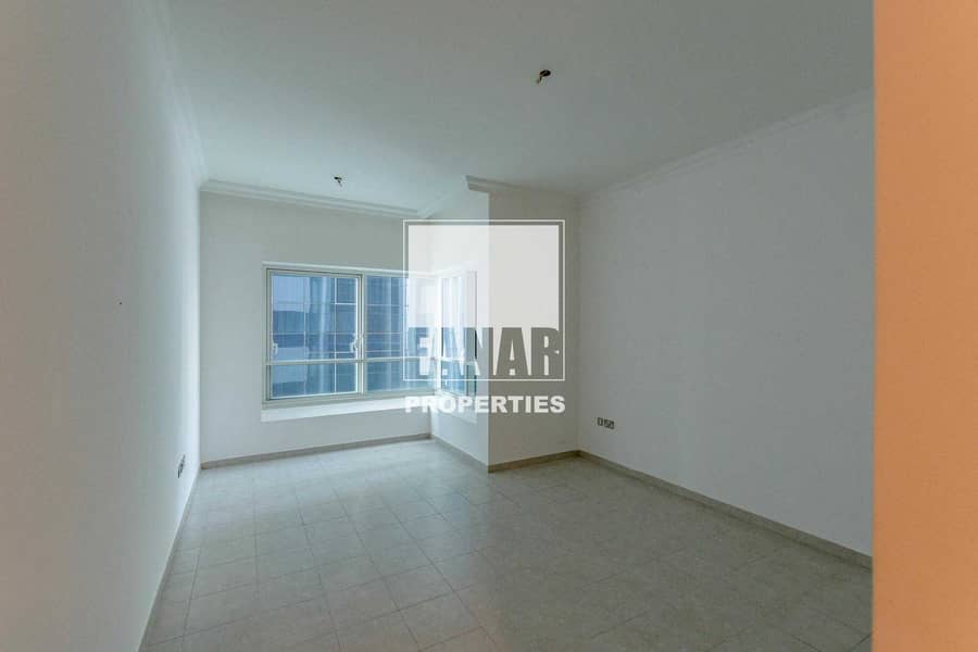 8 Available Now | Spacious Apartment with Balcony