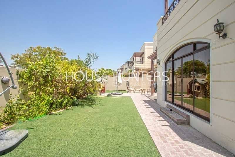 13 Exclusively Listed End Unit in Naseem | 4 bedroom