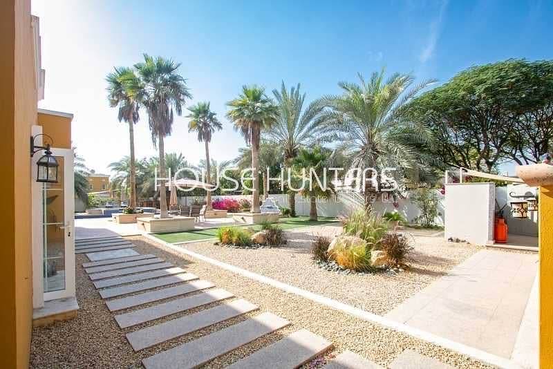 19 000 plot with pool |6 beds