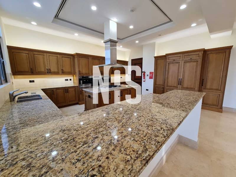 18 Modified 6 Bedroom Executive Villa in alSaadiyat Beach villas Never Used Before