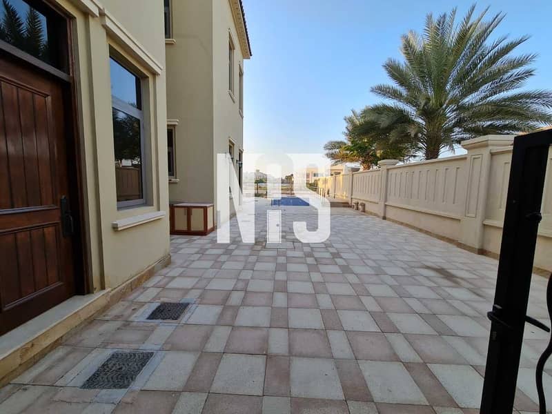 20 Modified 6 Bedroom Executive Villa in alSaadiyat Beach villas Never Used Before