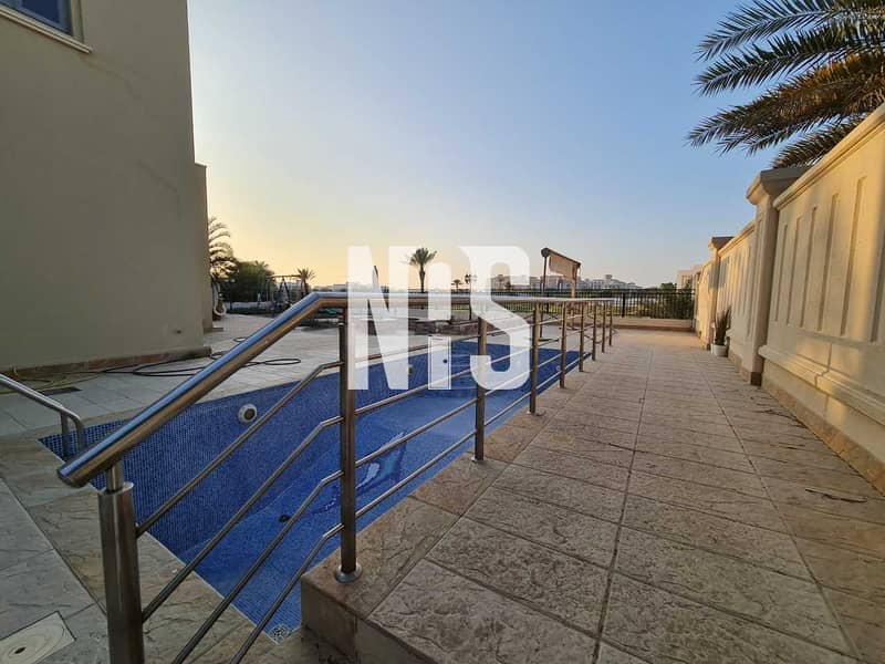 22 Modified 6 Bedroom Executive Villa in alSaadiyat Beach villas Never Used Before