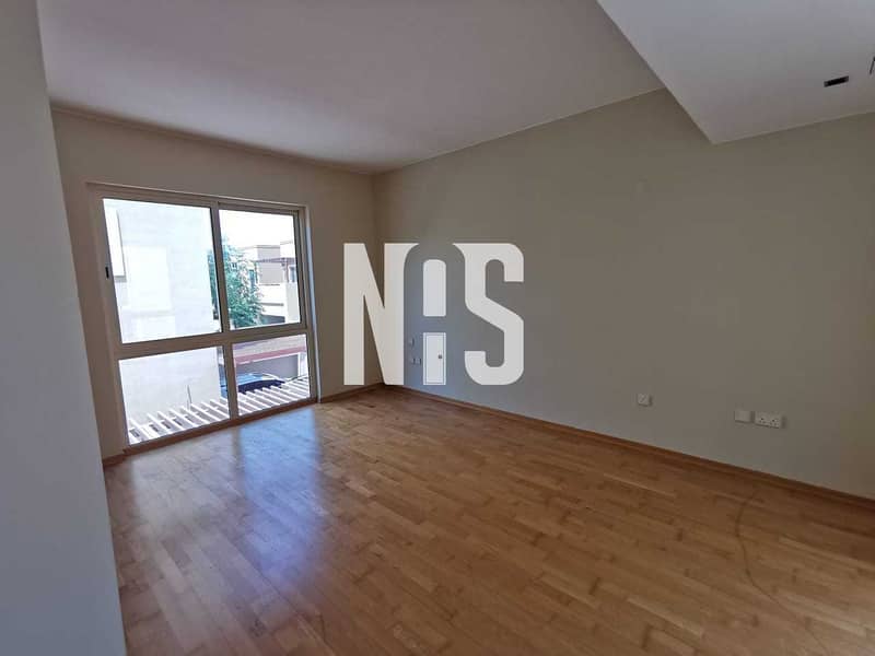 8 Spacious Type S Townhouse Fully Well Maintained