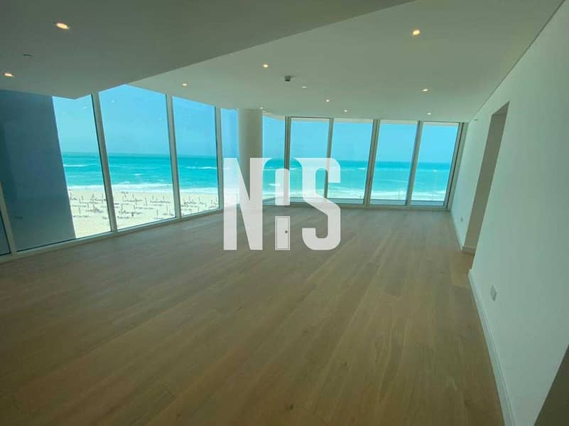 Brand New and Elegant Apartment with Amazing Sea View