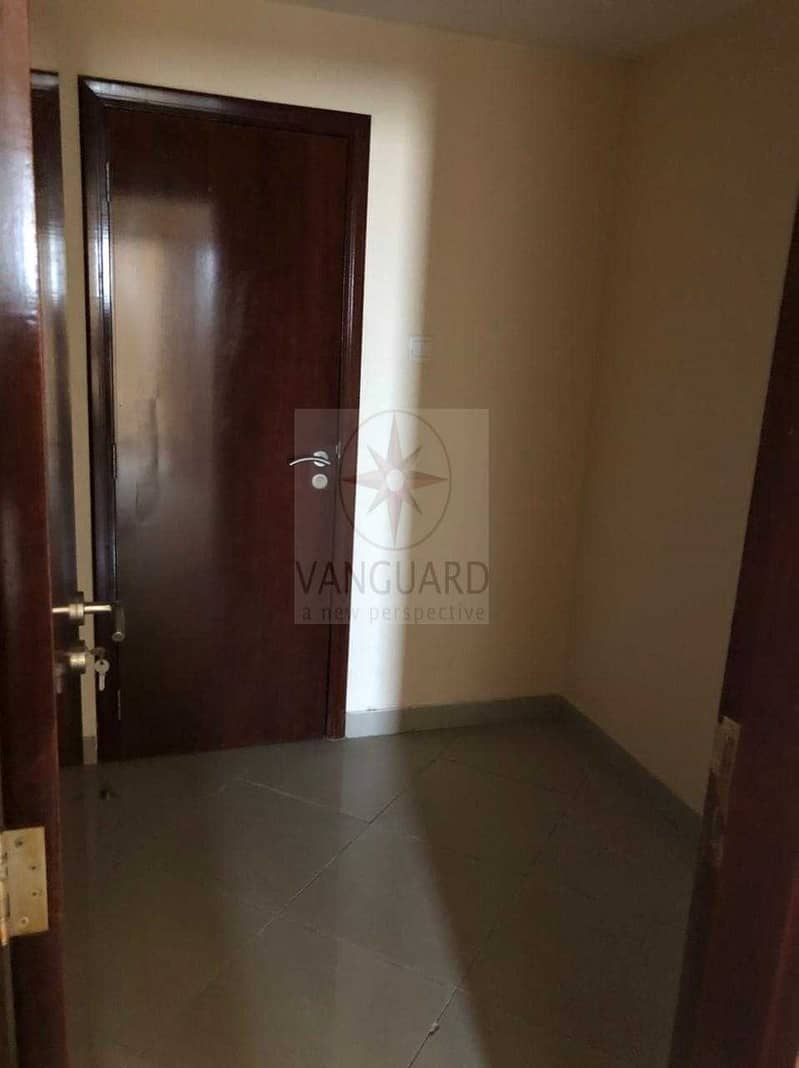 4 VACANT MID Floor 2 Bed with Maids' Room for Sale