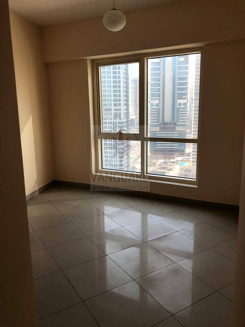5 VACANT MID Floor 2 Bed with Maids' Room for Sale