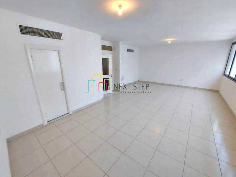 4 Remodeled 3 Bedroom Plus Maidsroom with Balcony