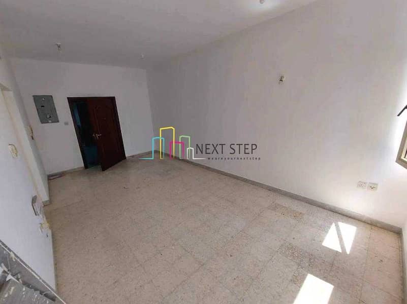 4 Upscale One Bedroom with Flexible Payments in Hamdan Street