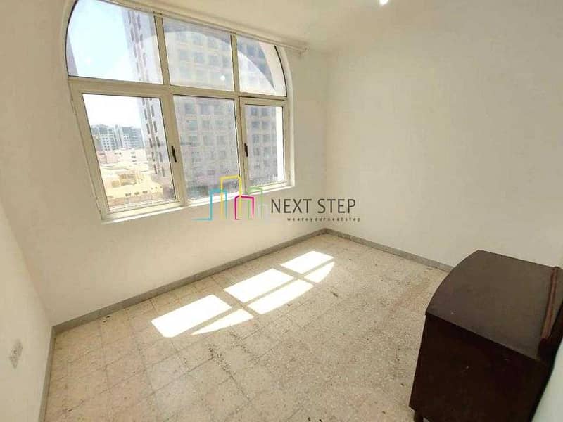 6 Upscale One Bedroom with Flexible Payments in Hamdan Street