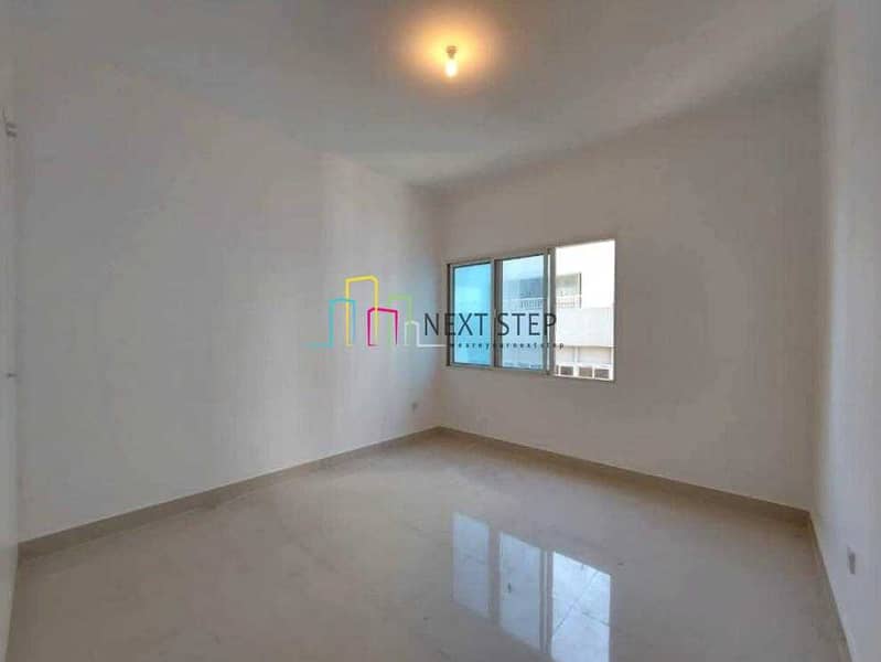 15 Refurbished Layout 3 Bedroom with  Balcony