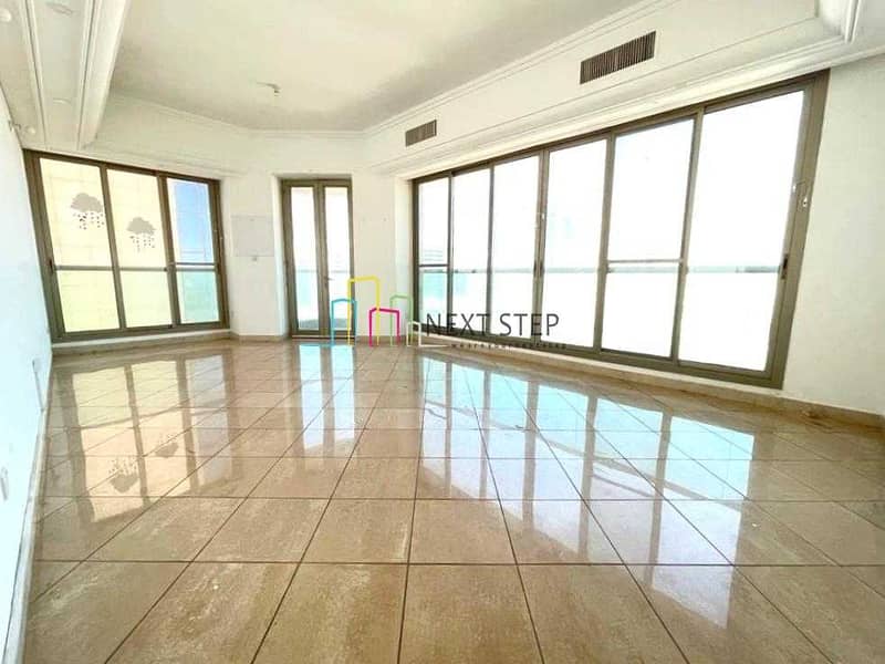 Extraordinary Three Bedroom Apartment in Corniche Area Extraordinary Three Bedroom Apartment in Corniche Area