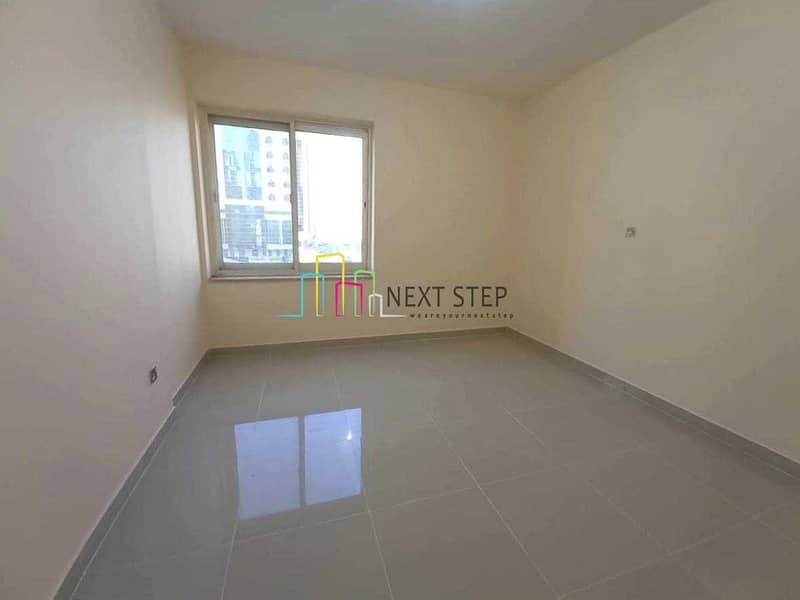 3 Huge 3 Bedroom Apartment Plus Maidsroom with Balcony