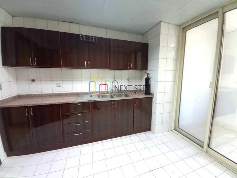 14 Huge 3 Bedroom Apartment Plus Maidsroom with Balcony