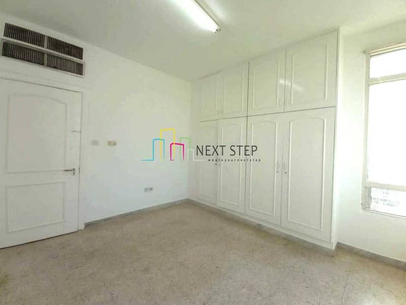 4 Exquisite Finishing 1 Bedroom Apartment with Balcony